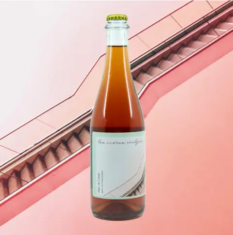 Bottle of Marc de Cassis cider from Les cidres Evelyne