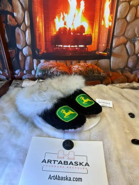 Slipper Pierrette pointure 10 Homme – Sherling italien & cuir recyclé, pièce unique faite à la main au Québec Édition JohnDeer