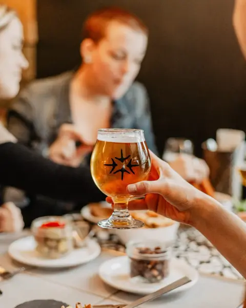 Bières blondes de microbrasserie | Restaurant, auberge et microbrasserie située en Estrie | Auberge Sutton Brouërie