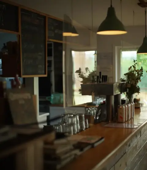 The bar at Beat & Betterave in Frelighsburg