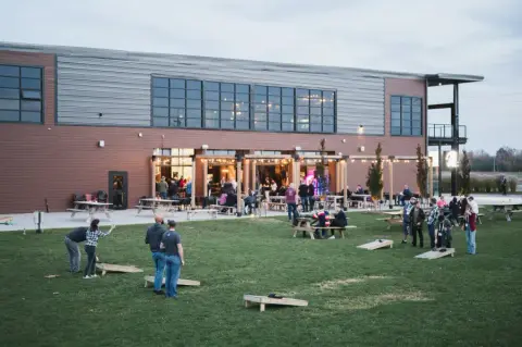 The Blackburn brewery building and front lawn in Niagara Falls