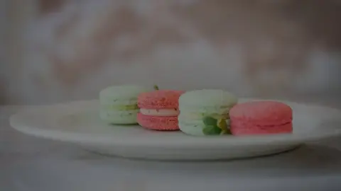 Macaroons best niagara winery to visit