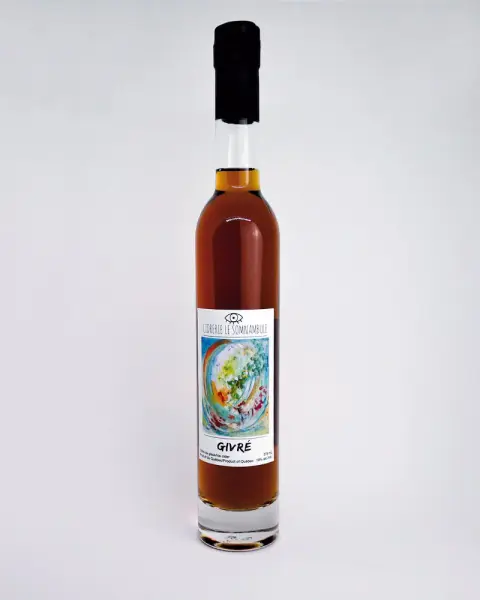 A bottle of Le Somnambule Givré ice cider
