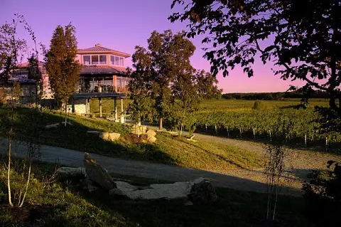 Flat Rock Cellars winery and vineyard at dusk