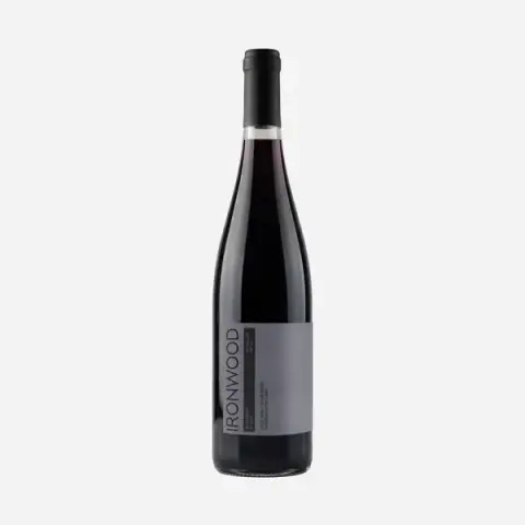 Ironwood Blueberry fruit wine bottle