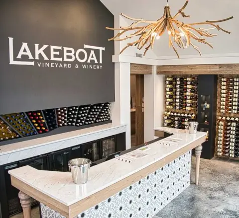 Lakeboat tasting room in Kaleden