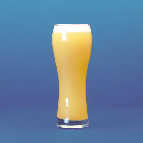 A glass of Le Ketch hazy IPA