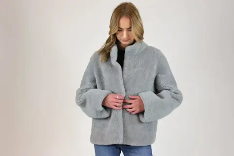 Natural Furs International product photo
