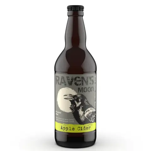 A bottle of Raven's Moon Apple Cider