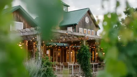 The Good Earth winery building in Beamsville